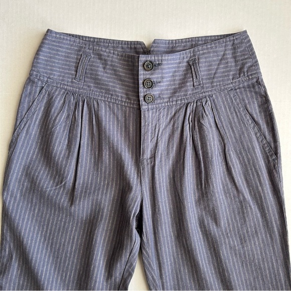 NWOT Sundance Women’s Blue Gray Striped Pleated Amelia Trouser Pants Size 6P - Picture 9 of 11